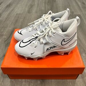 Nike Boys Size 2Y Alpha Menace 3 Shark Mid Football Cleats